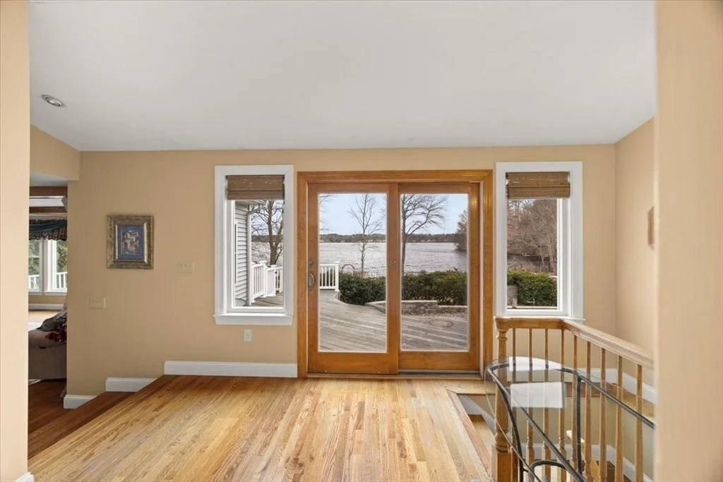 Photo of 212 Scadding St