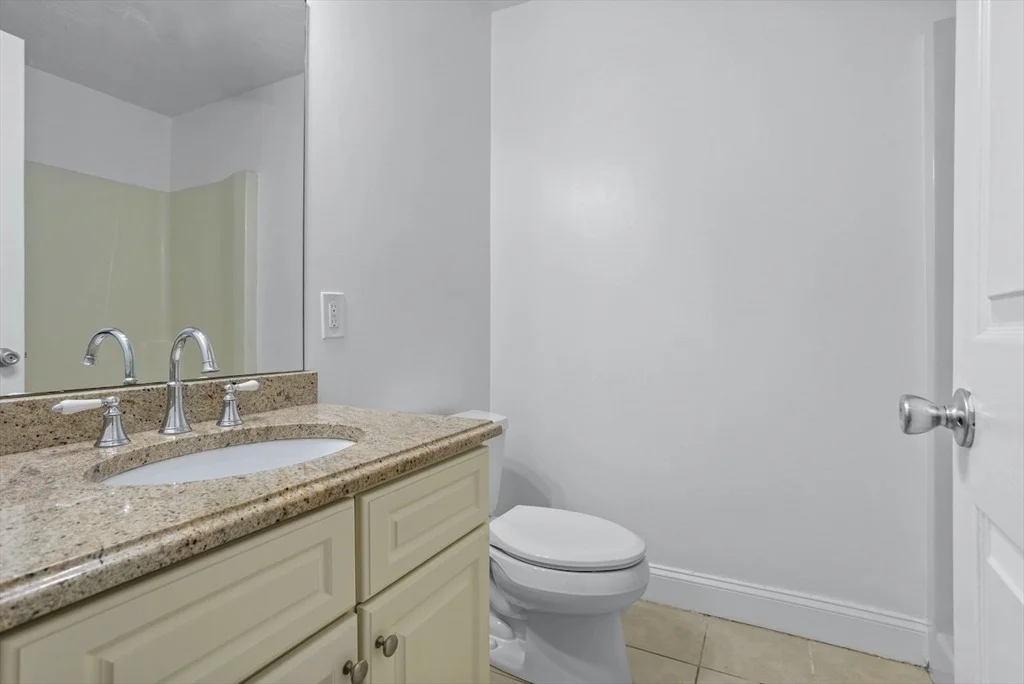 Photo of Unit A at 400 Brookside Dr
