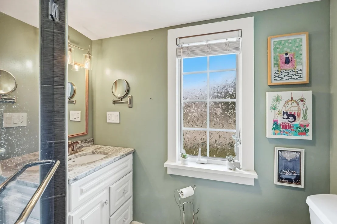 Photo of 40 Rossi St