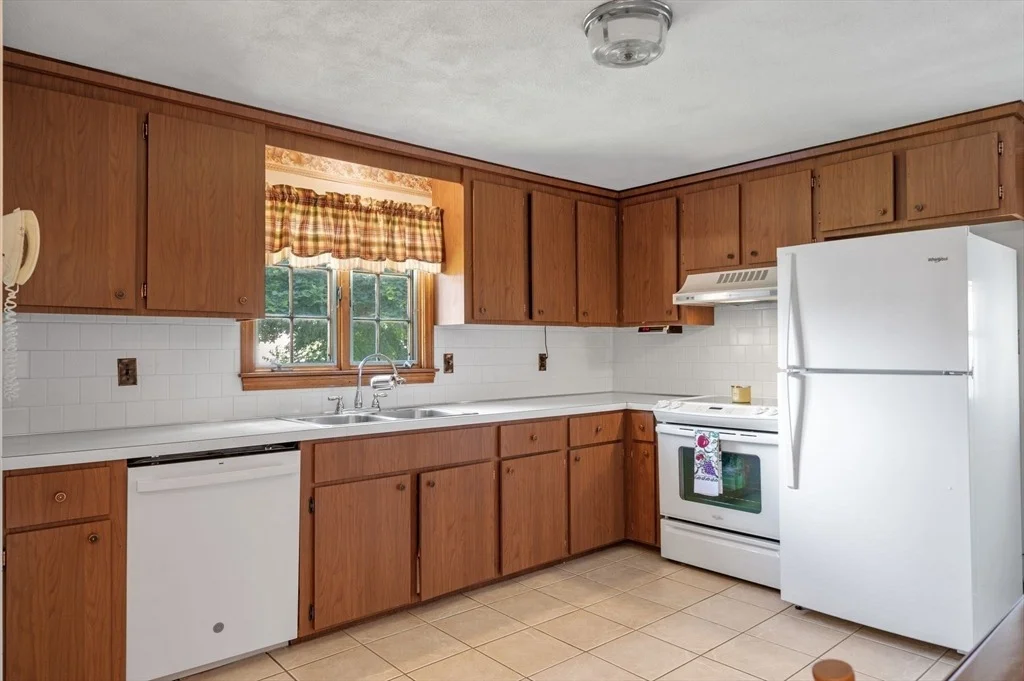 Photo of 25 Colonial Rd