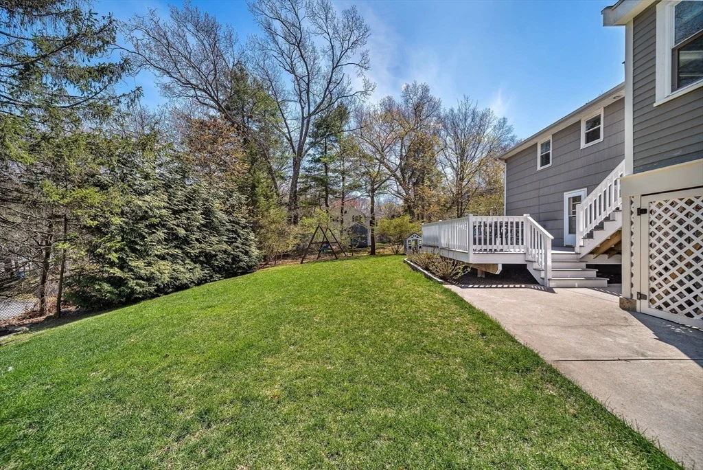 Photo of 72 Oakcrest Rd