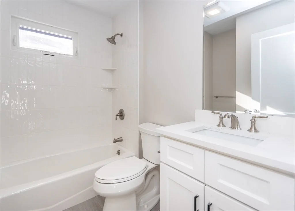 Photo of Unit 2 at 78 Barbara Road