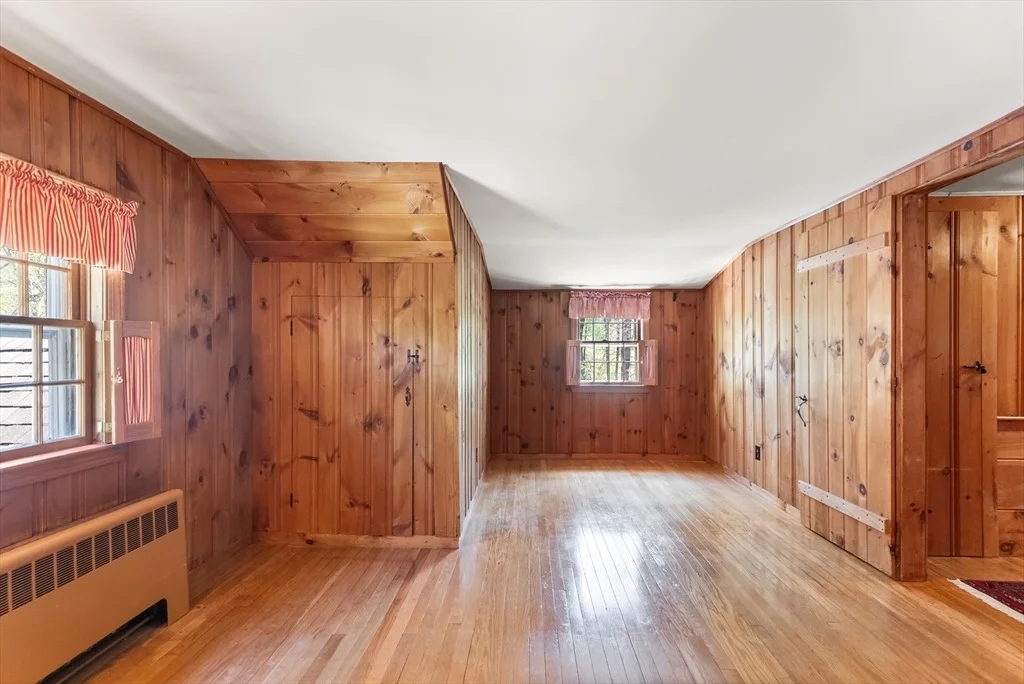 Photo of 11 Hemlock