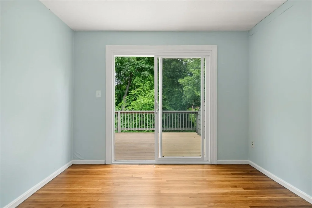 Photo of 18 Lincoln Park