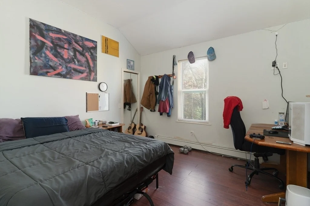 Photo of 68 Lyon Rd