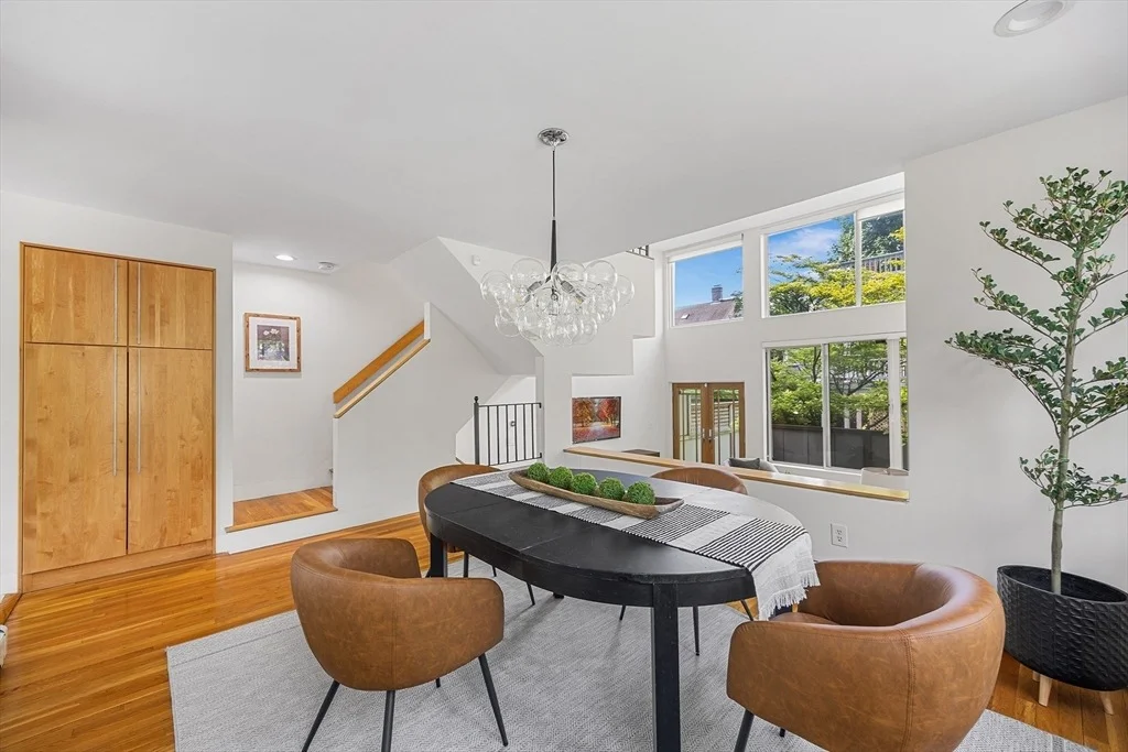 Photo of 16 Ellery Square