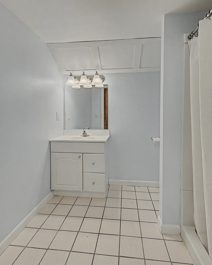 Photo of 50 Deepwoods Dr.