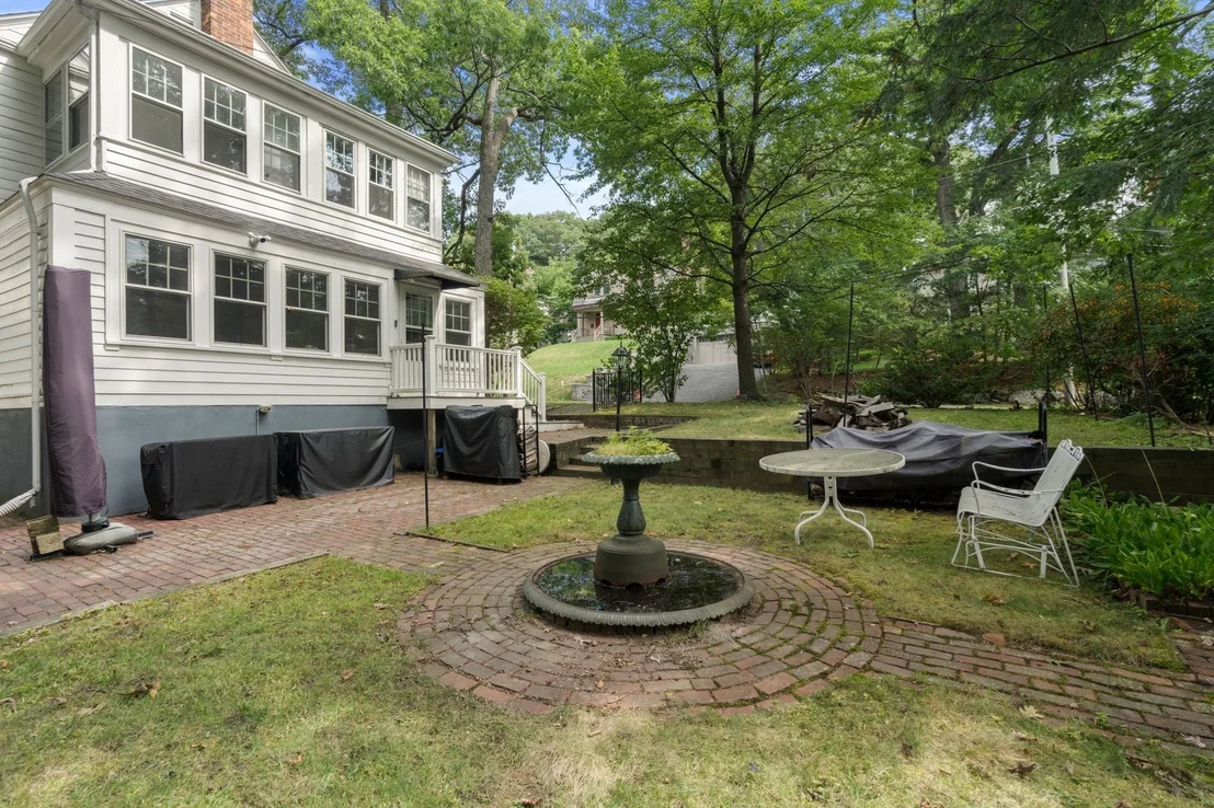 Photo of 575 Chestnut Street
