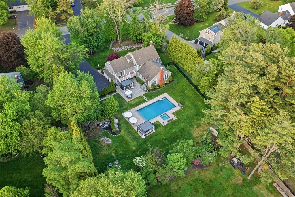 Photo of 85 Old Farm Rd