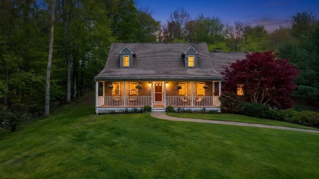 Photo of 13 Thompson Pond Rd