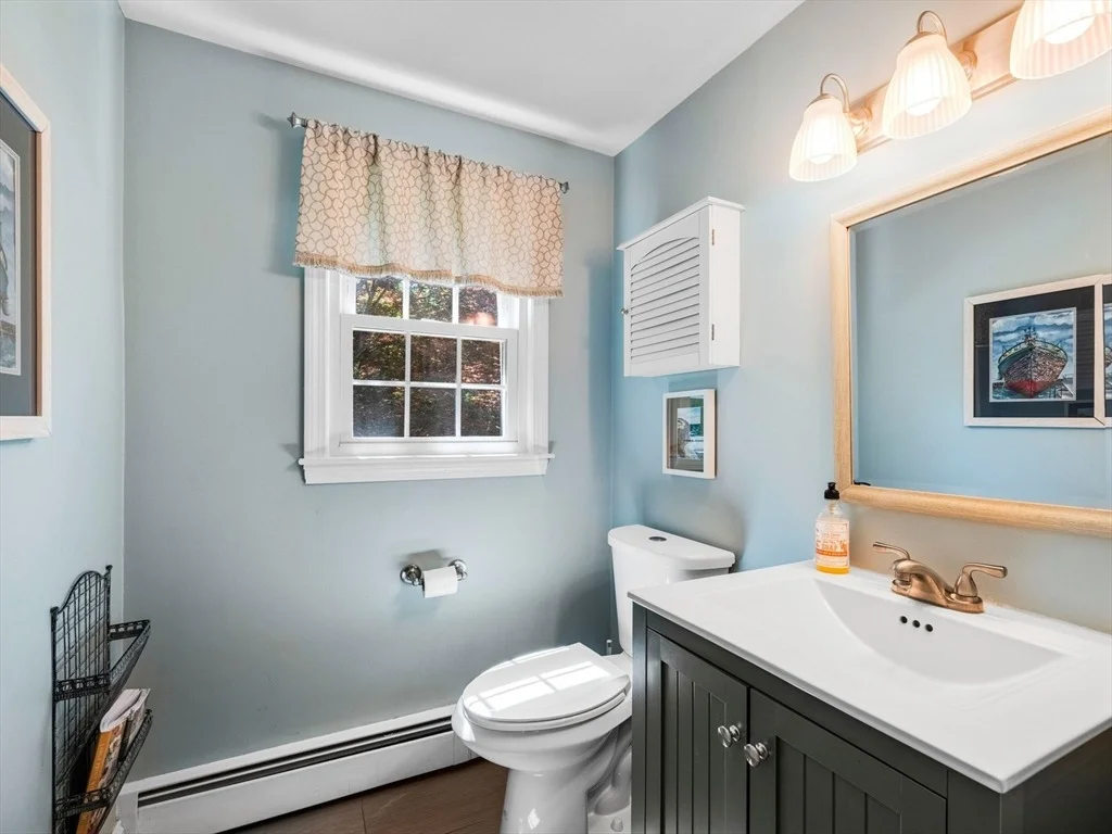 Photo of 147 Bare Hill Road