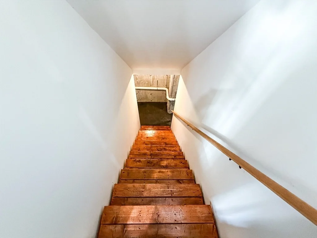 Photo of 11 Farland Cir