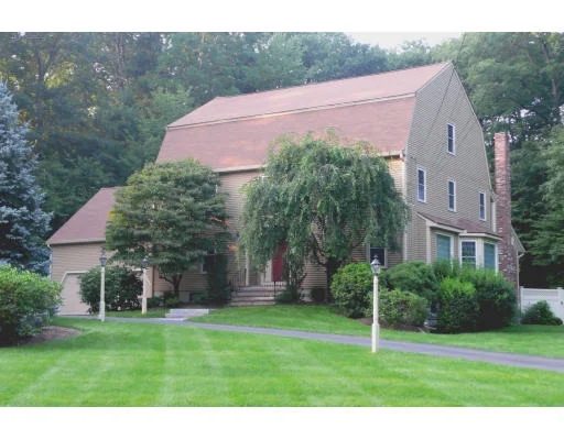 Photo of 12 Bogastow Circle