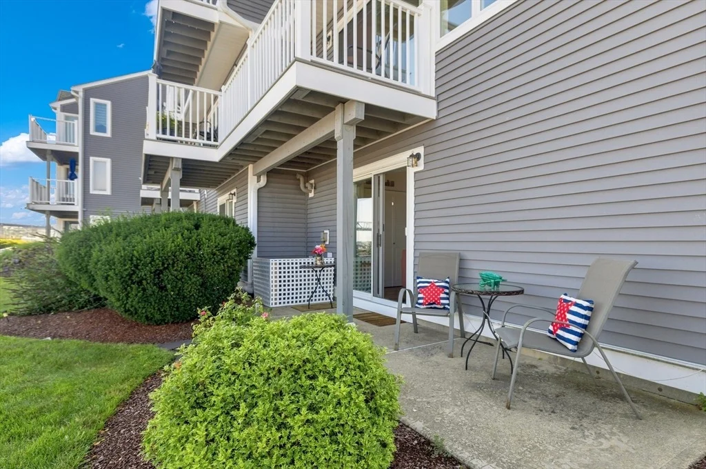 Photo of Unit 1001 at 700 Shore Dr