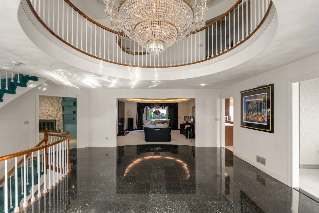Photo of 14 Grand Hill Dr