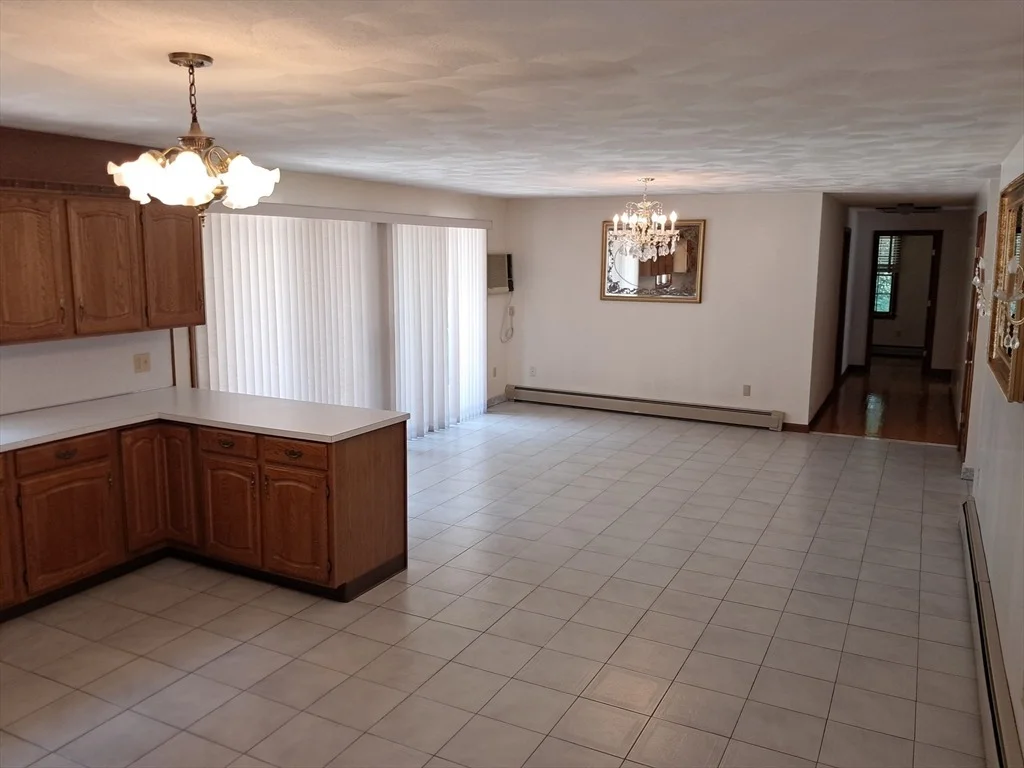Photo of 5 College Pond Dr