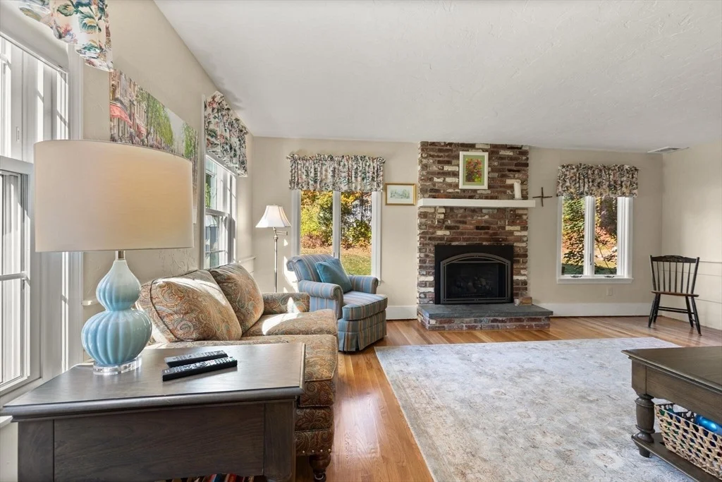 Photo of 194 Olympic Ln