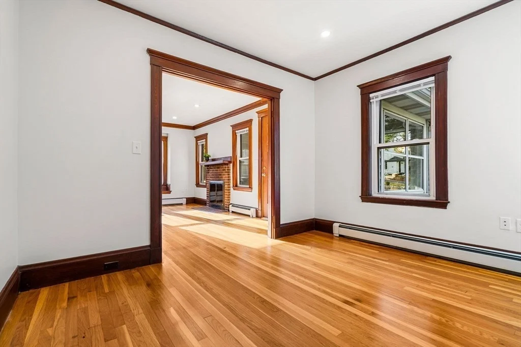 Photo of 24 Vaille Ave