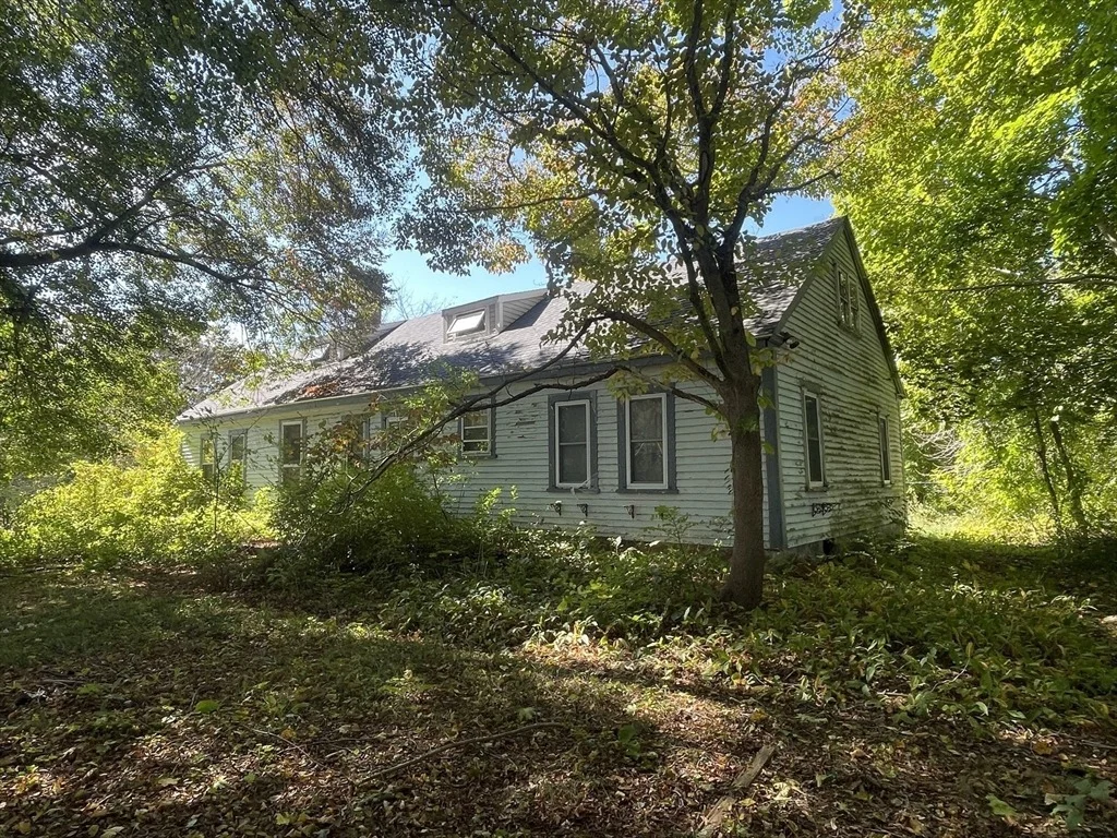 Photo of 246 Everett Street