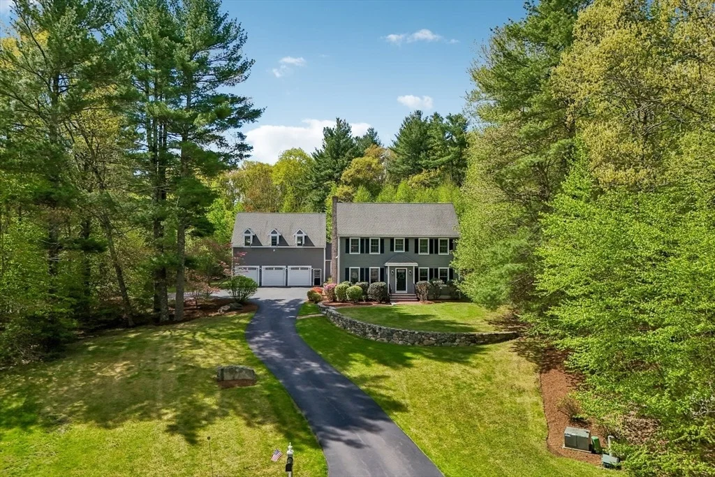 Photo of 34 Broken Tree Rd