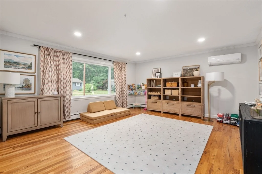 Photo of 47 Westfield Dr
