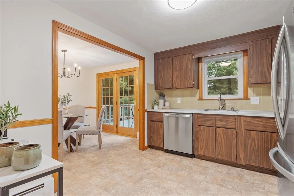 Photo of 156 Mill St