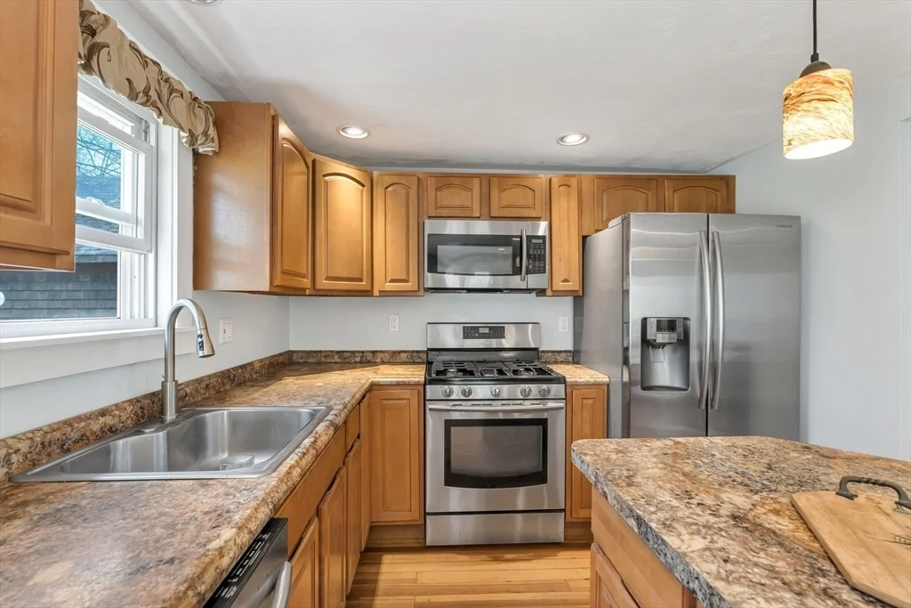 Photo of 478 Fall River Ave