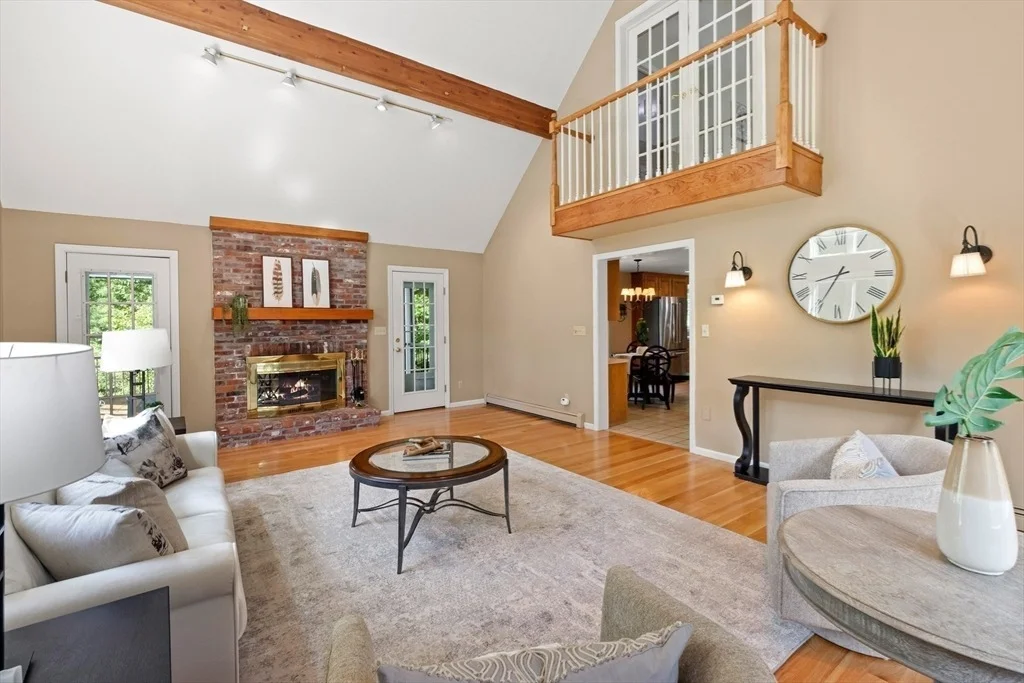 Photo of 8 Caitlin Ln