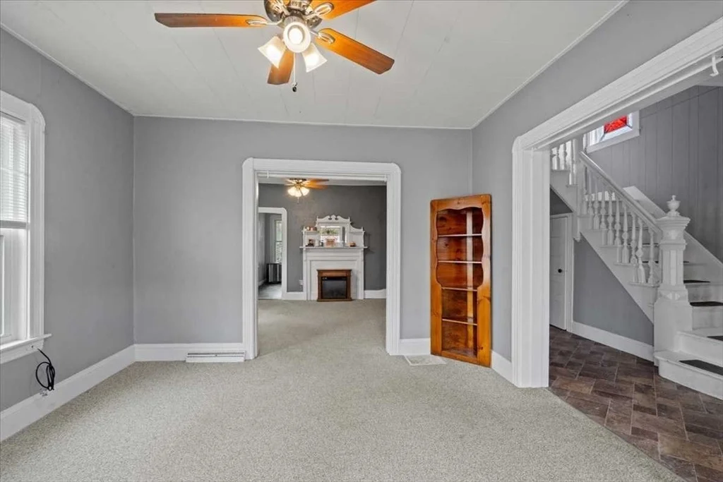 Photo of 40 Duxbury Rd