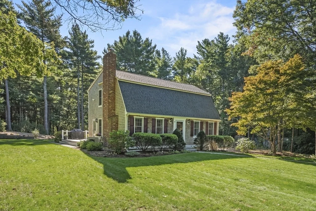 Photo of 8 Copper Beech Drive