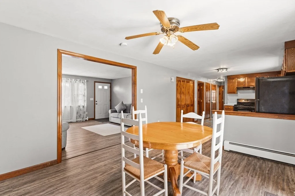 Photo of 38 Westwind Cir