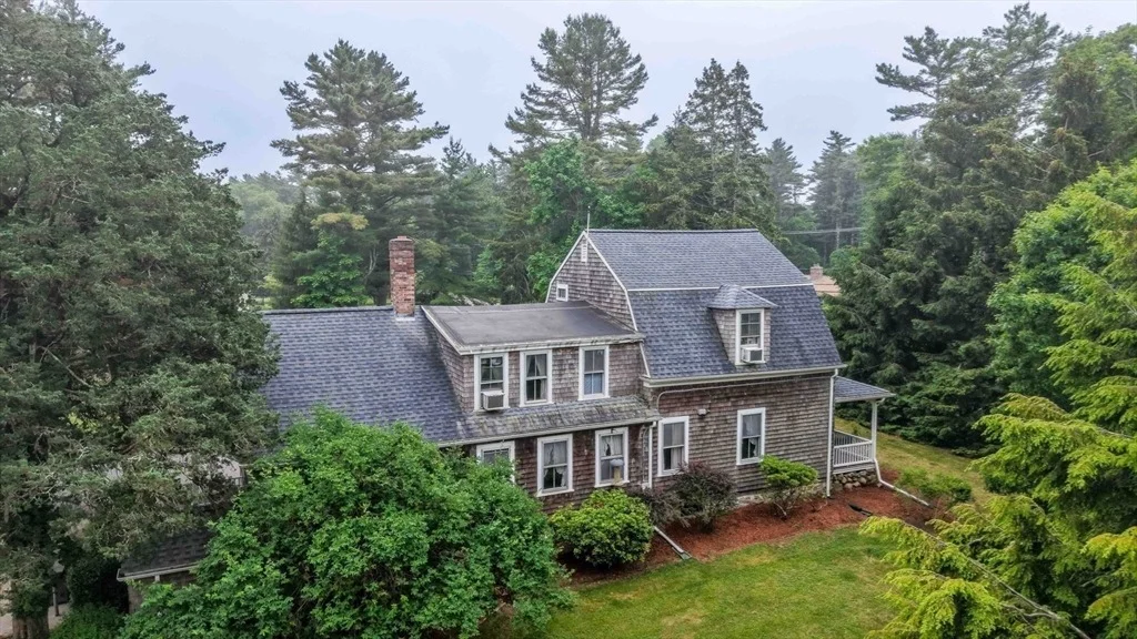 Photo of 651 Point Road