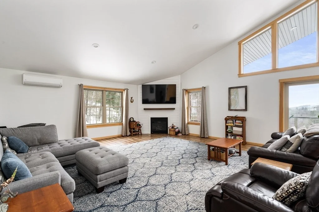 Photo of 79 Burt Rd