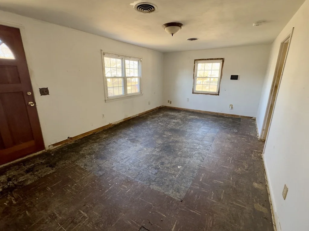 Photo of 73 Timber Ln