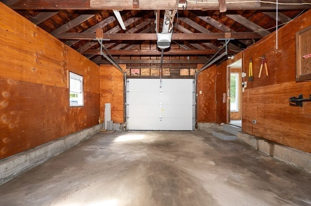 Photo of 101 Barnett Rd.