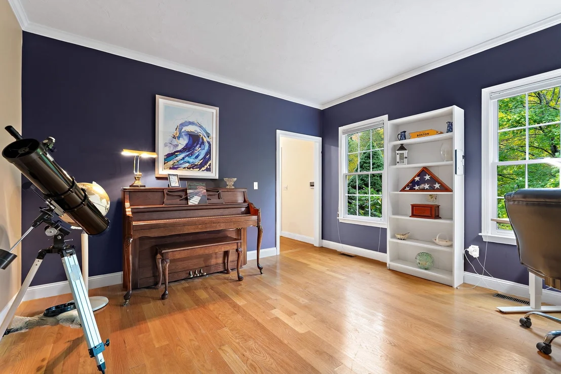 Photo of 525 Old Harvard Road