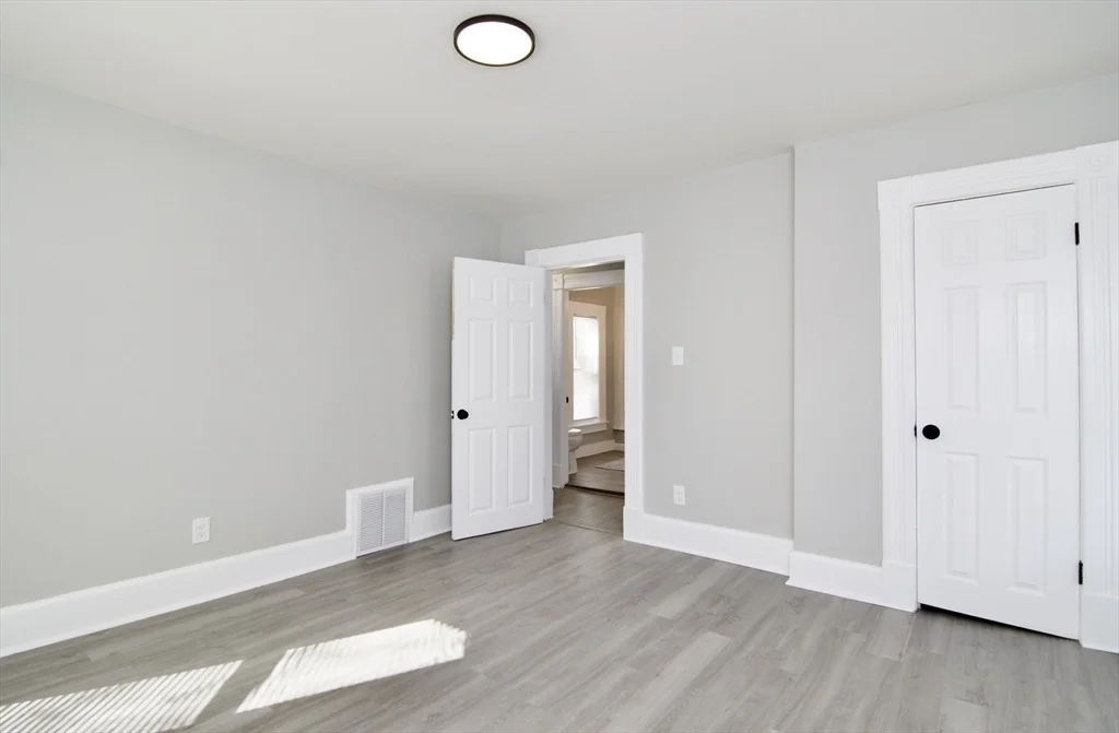 Photo of 104 Andrew St
