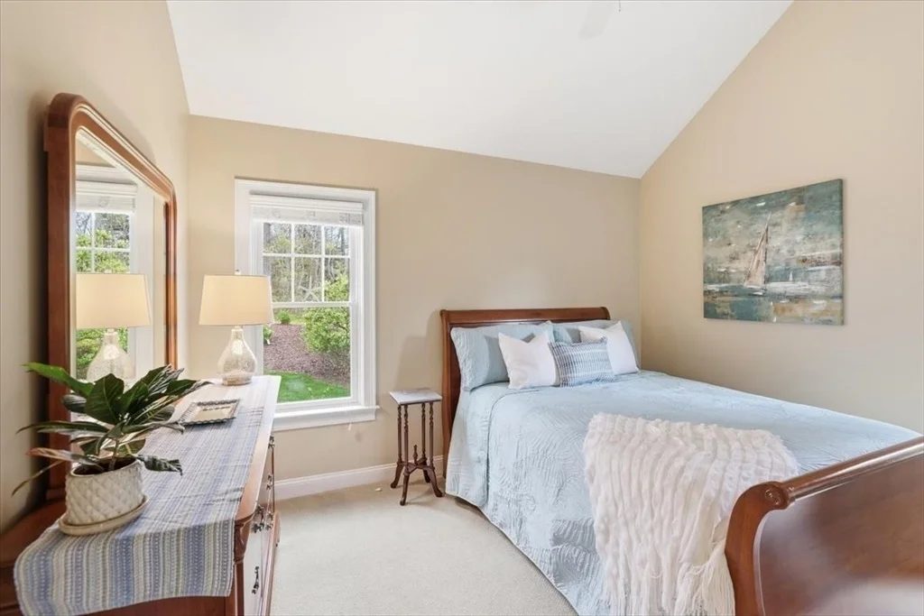 Photo of 140 Pheasant Hill Cir