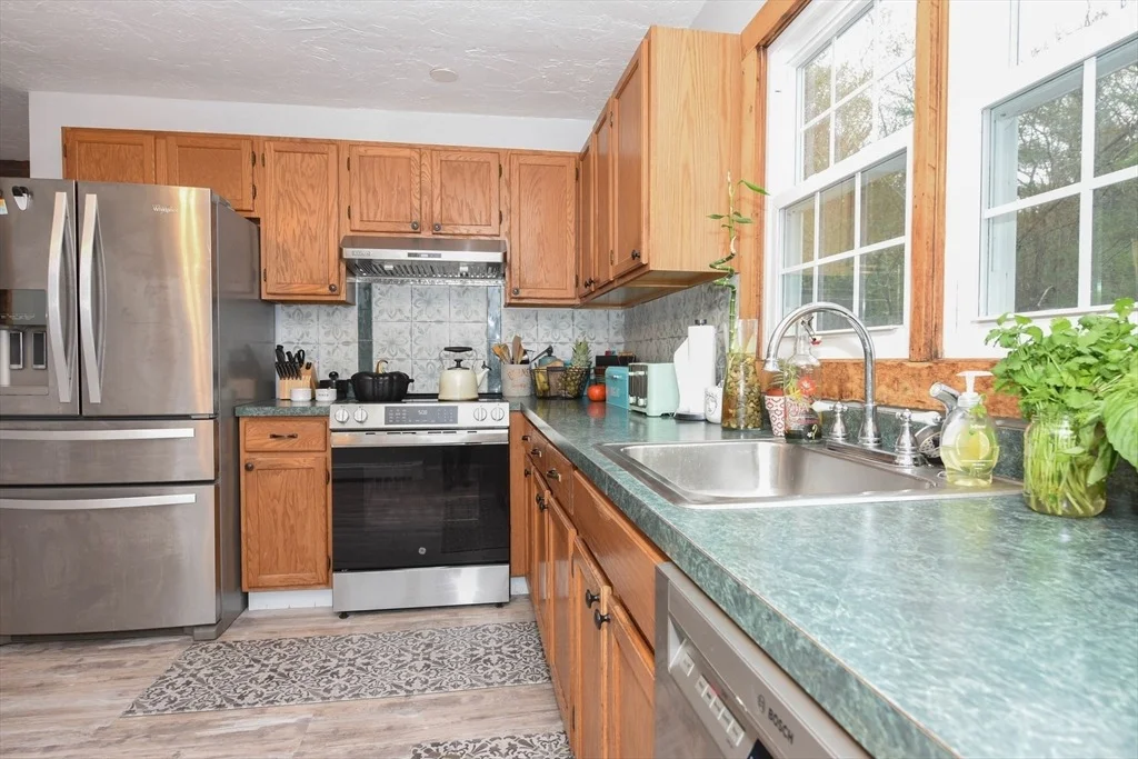Photo of 325 River Street