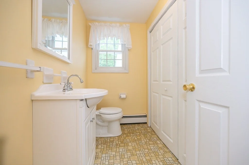 Photo of 69 Stonybrook Dr