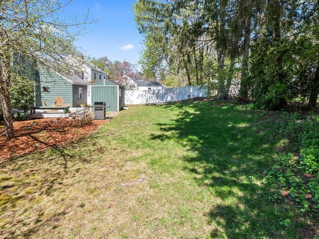 Photo of 30 Kinnicutt Rd