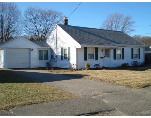 Photo of 230 Walnut St