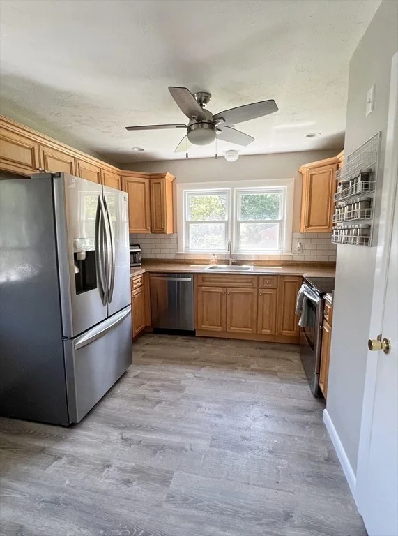 Photo of 4 Sonny's Drive