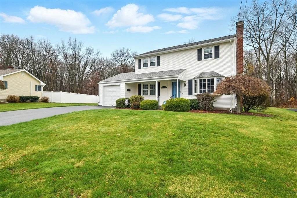 Photo of 48 Longwood Dr