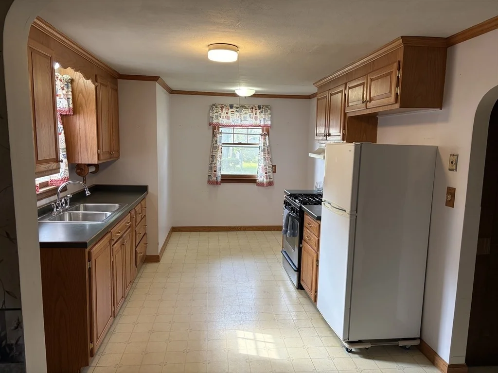 Photo of 84 Clairmont Ave