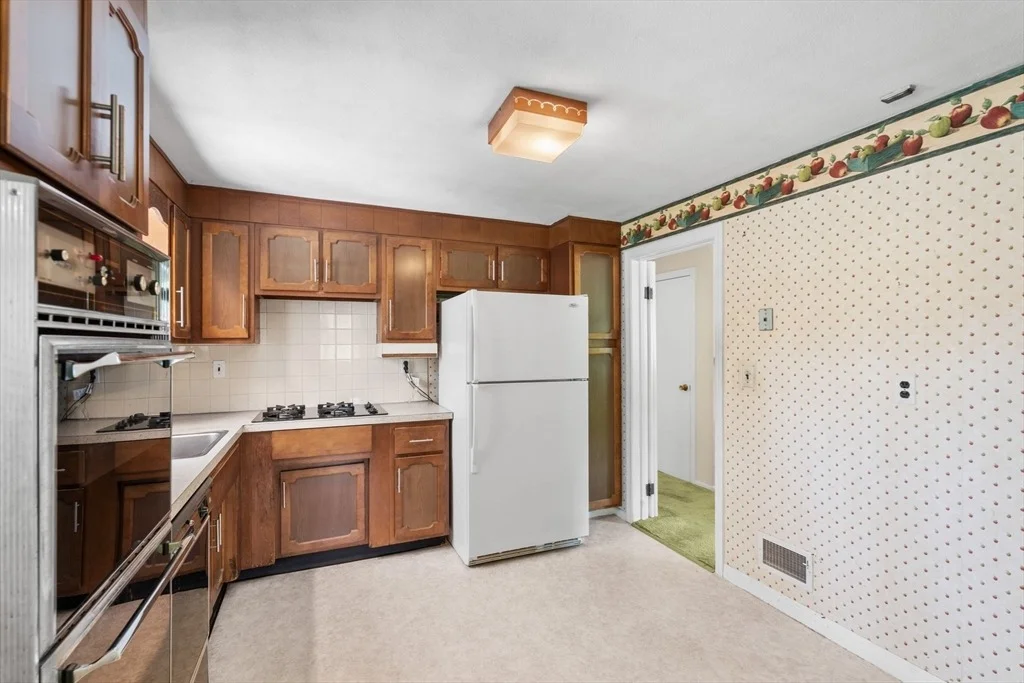 Photo of 348 Belknap