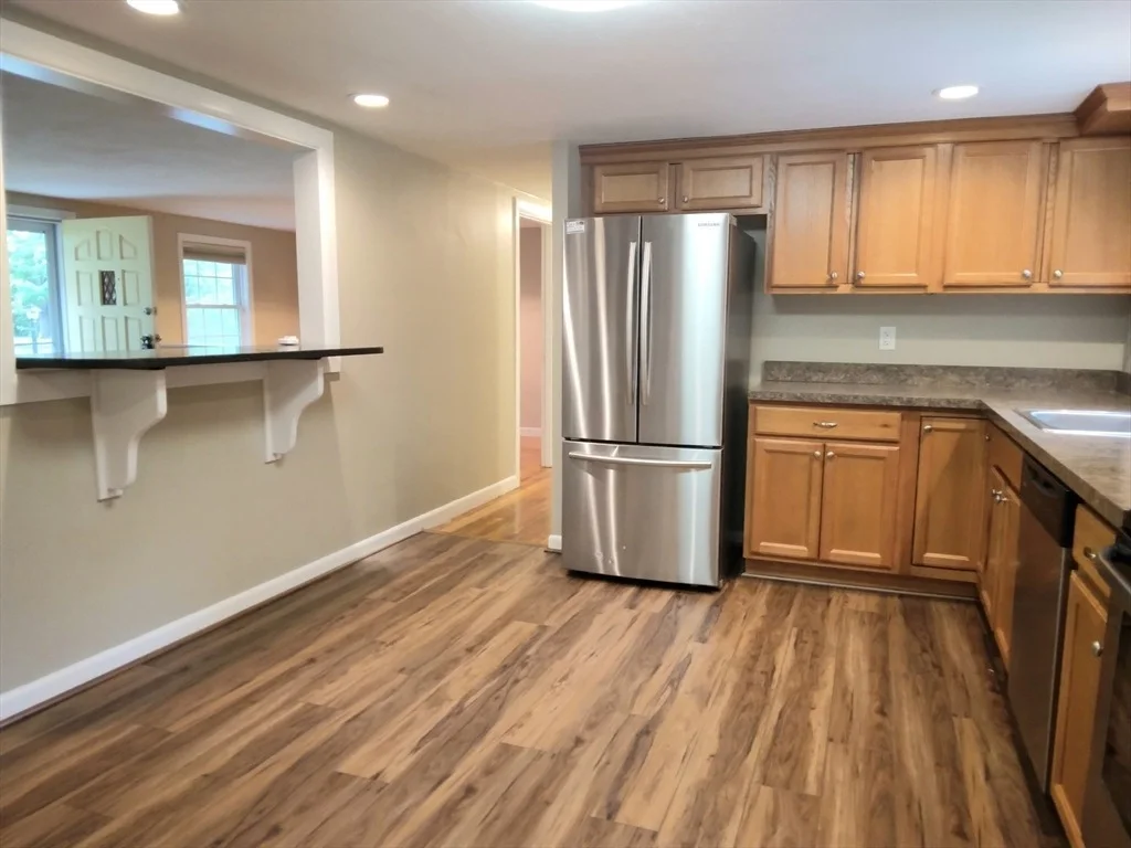 Photo of 42 Lowell Rd