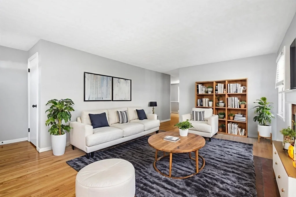 Photo of 192 Birchland Ave