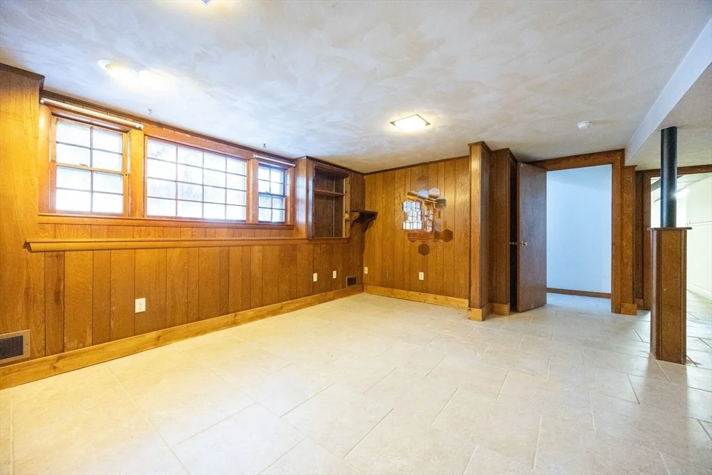 Photo of 47 Trowbridge Cir