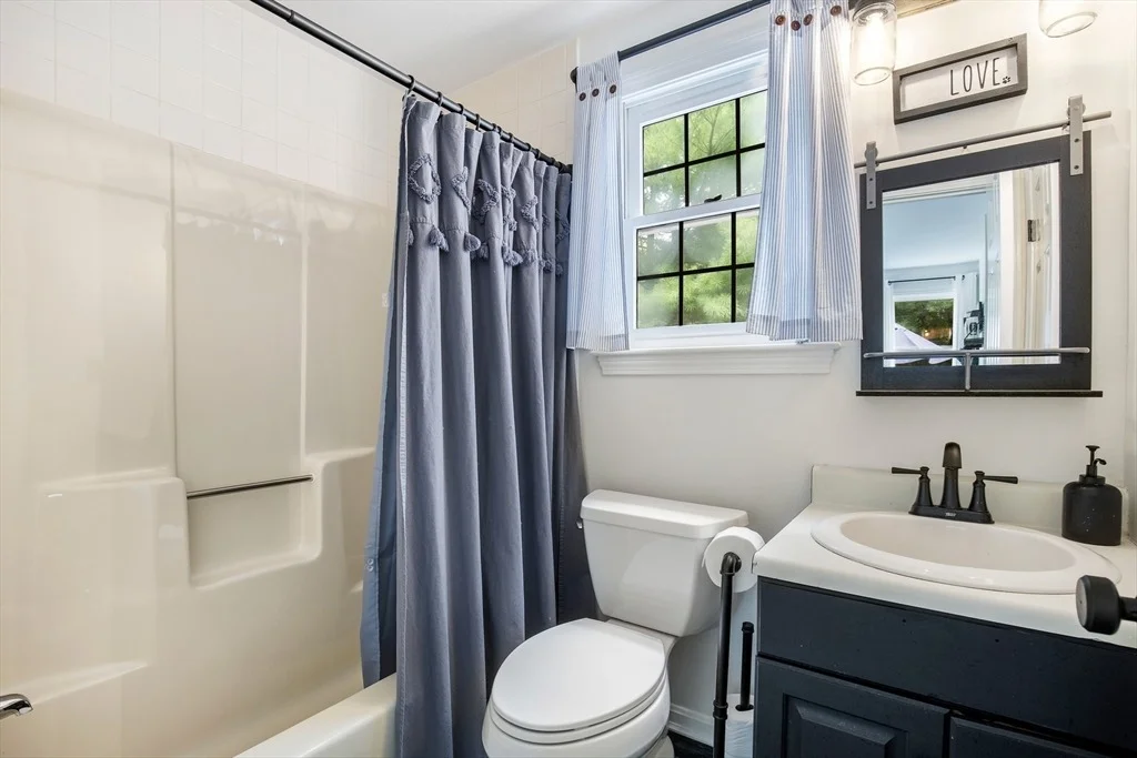 Photo of 50 Currycomb Cir
